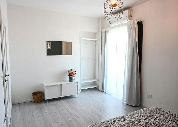 Lyceum Flat Olbia